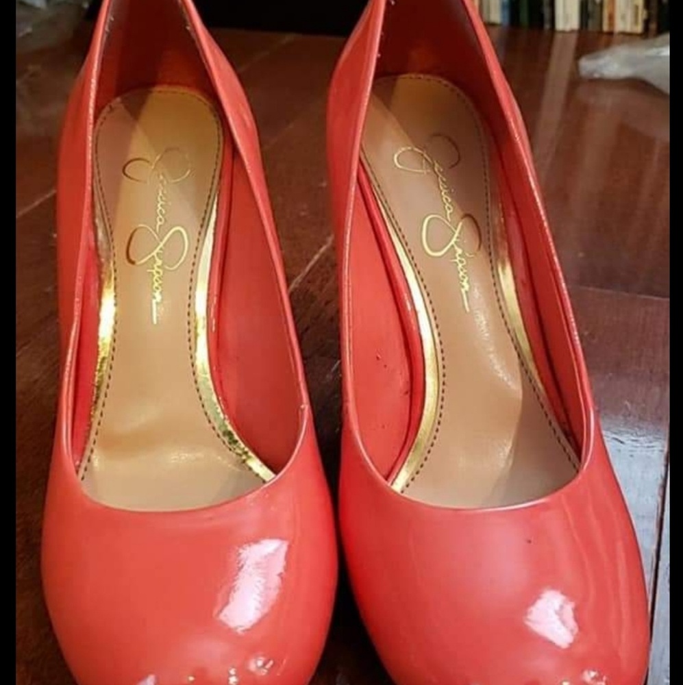 Jessica Simpson Pumps